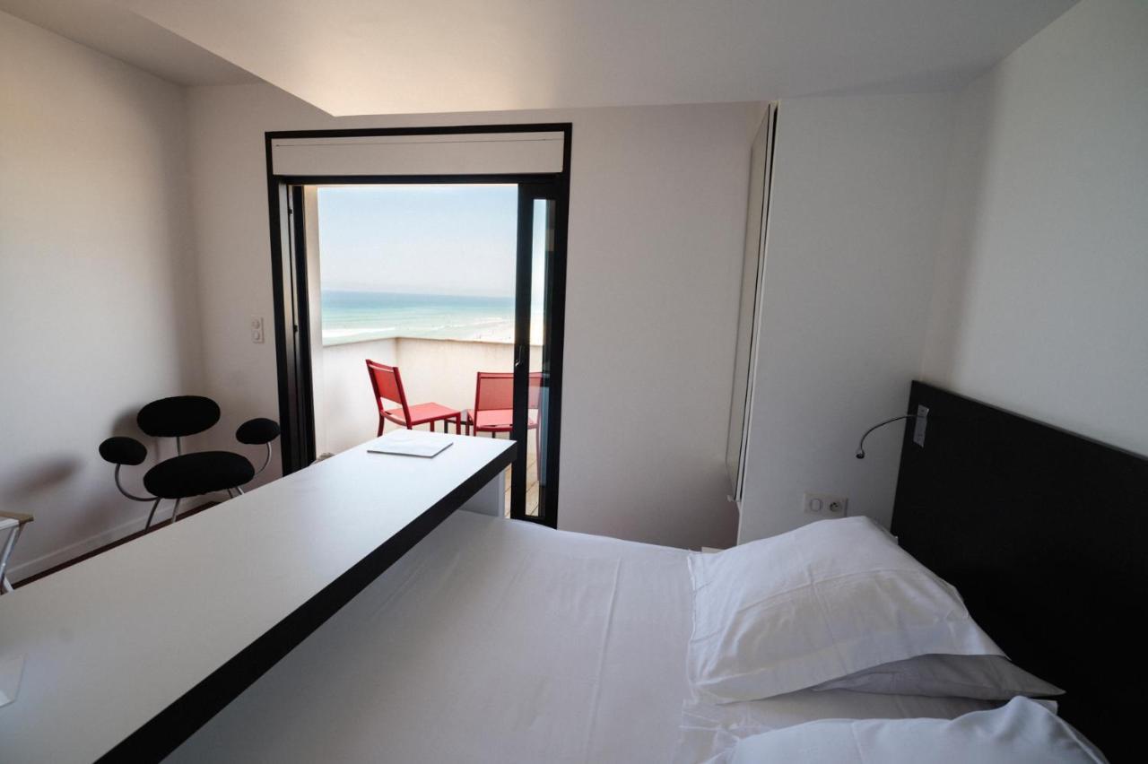 Le Grand Hotel De La Plage Biscarrosse-Plage Exterior photo